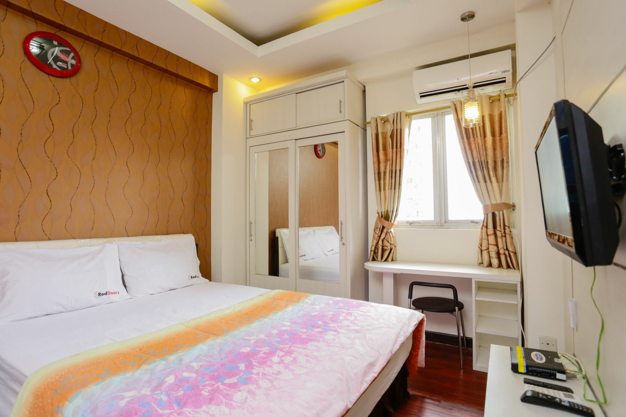 Redliving Apartemen The Suites Metro - Mary Tower E باندونج المظهر الخارجي الصورة